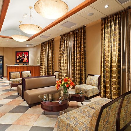 Crowne Plaza Greenville By Ihg Extérieur photo