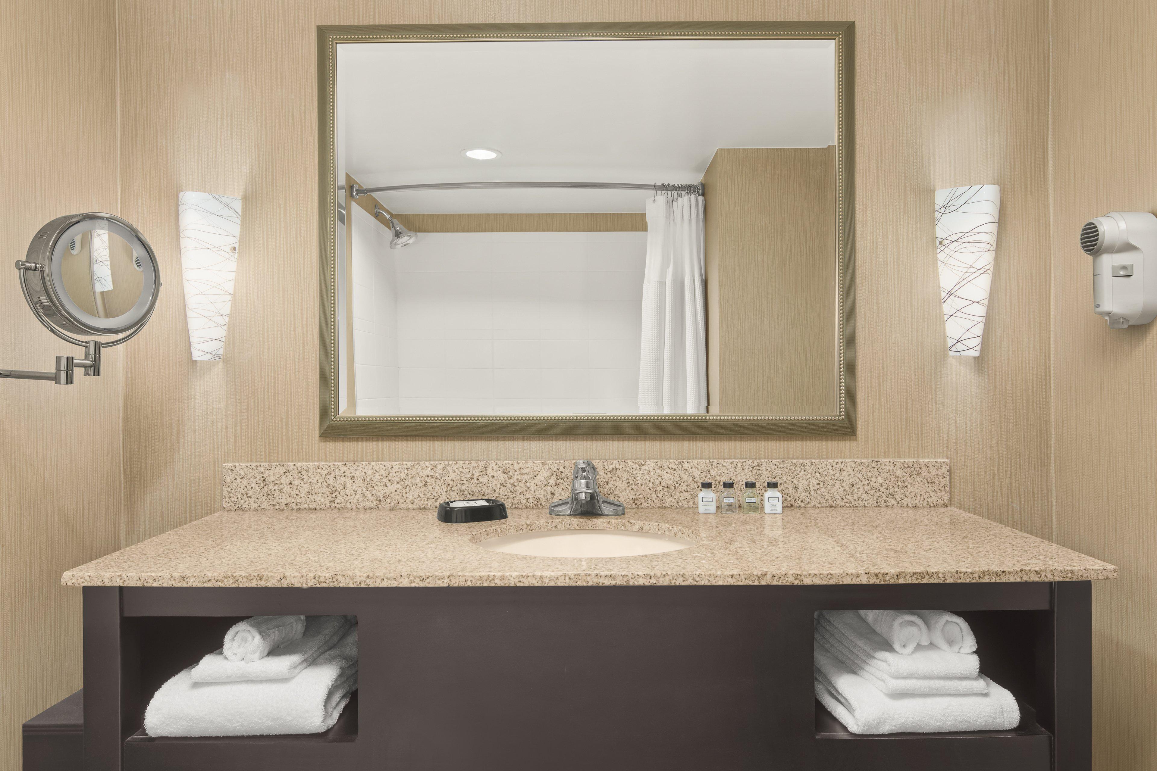 Crowne Plaza Greenville By Ihg Extérieur photo