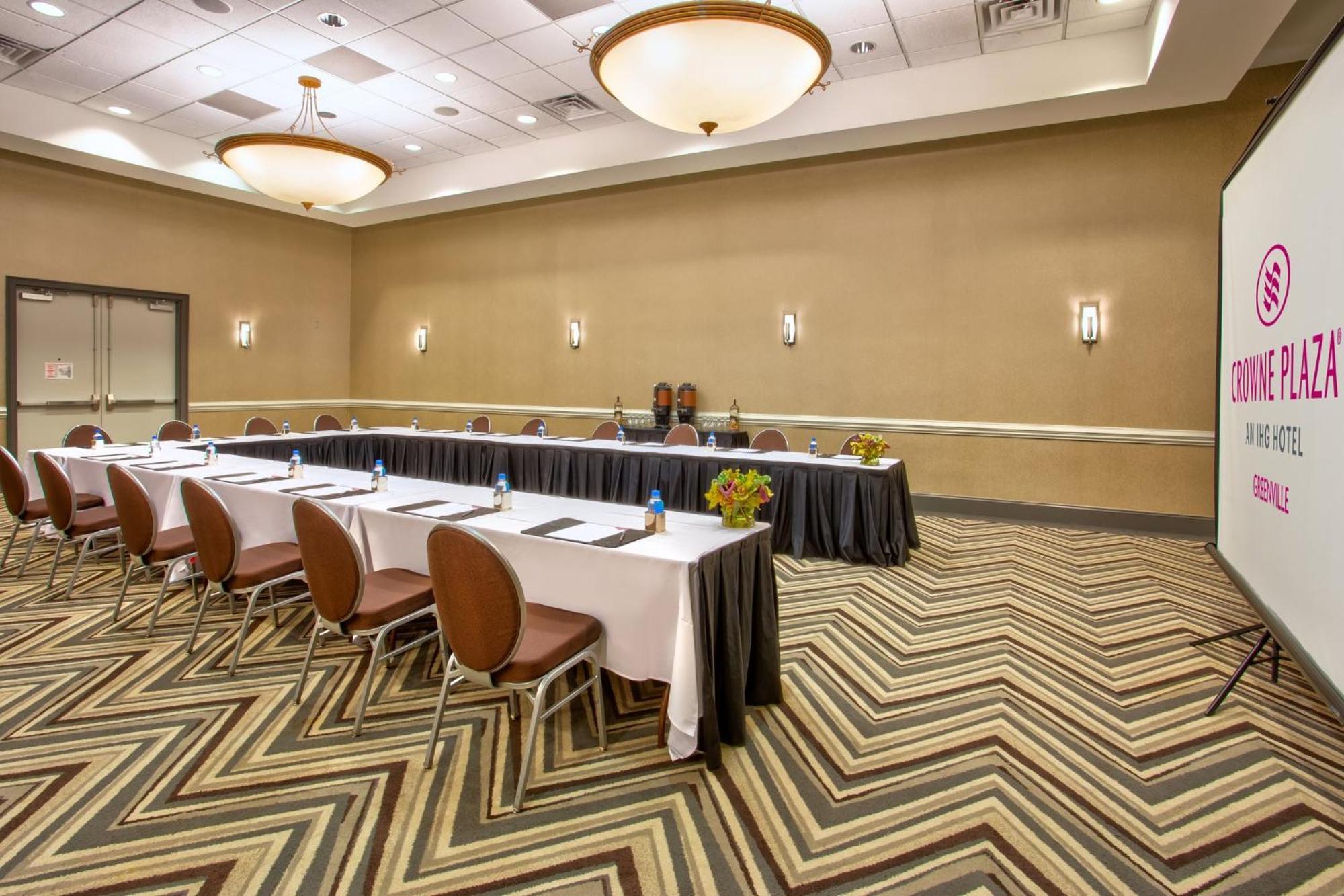 Crowne Plaza Greenville By Ihg Extérieur photo