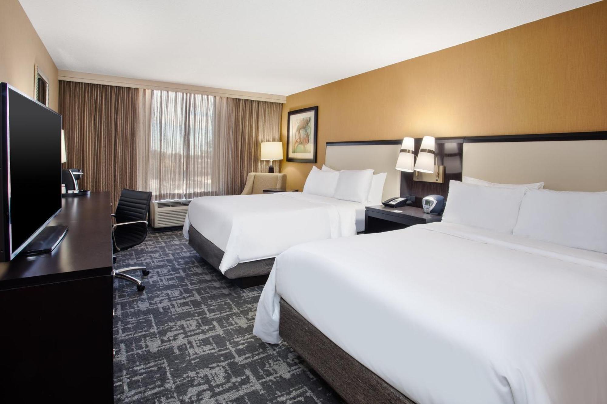 Crowne Plaza Greenville By Ihg Extérieur photo
